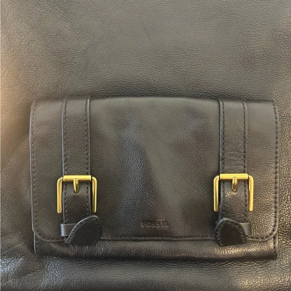 🔑 Fossil Black Leather Hobo Bag with Gold Buckles - Picture 8 of 8